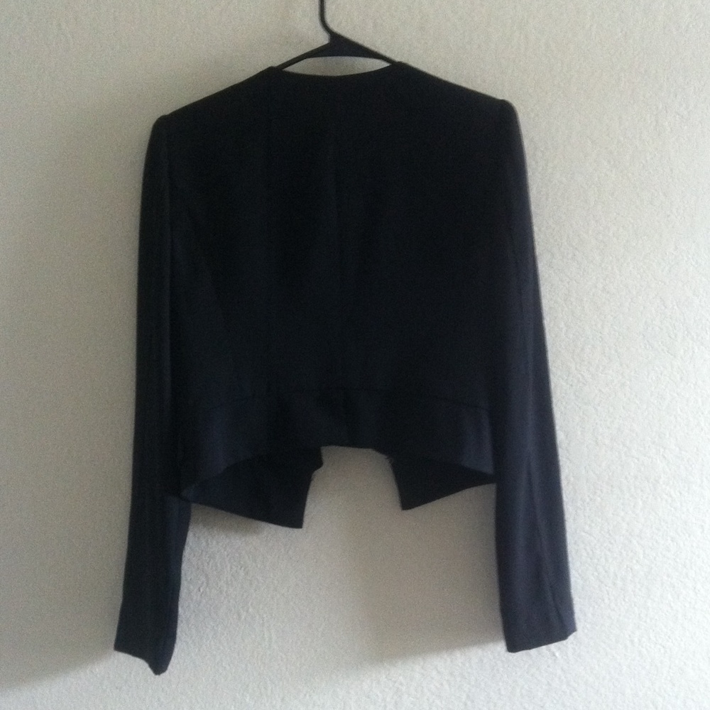 BCBGMAXAZRIA Black Ruffle Flow Crop Blazer - Picture 3 of 4